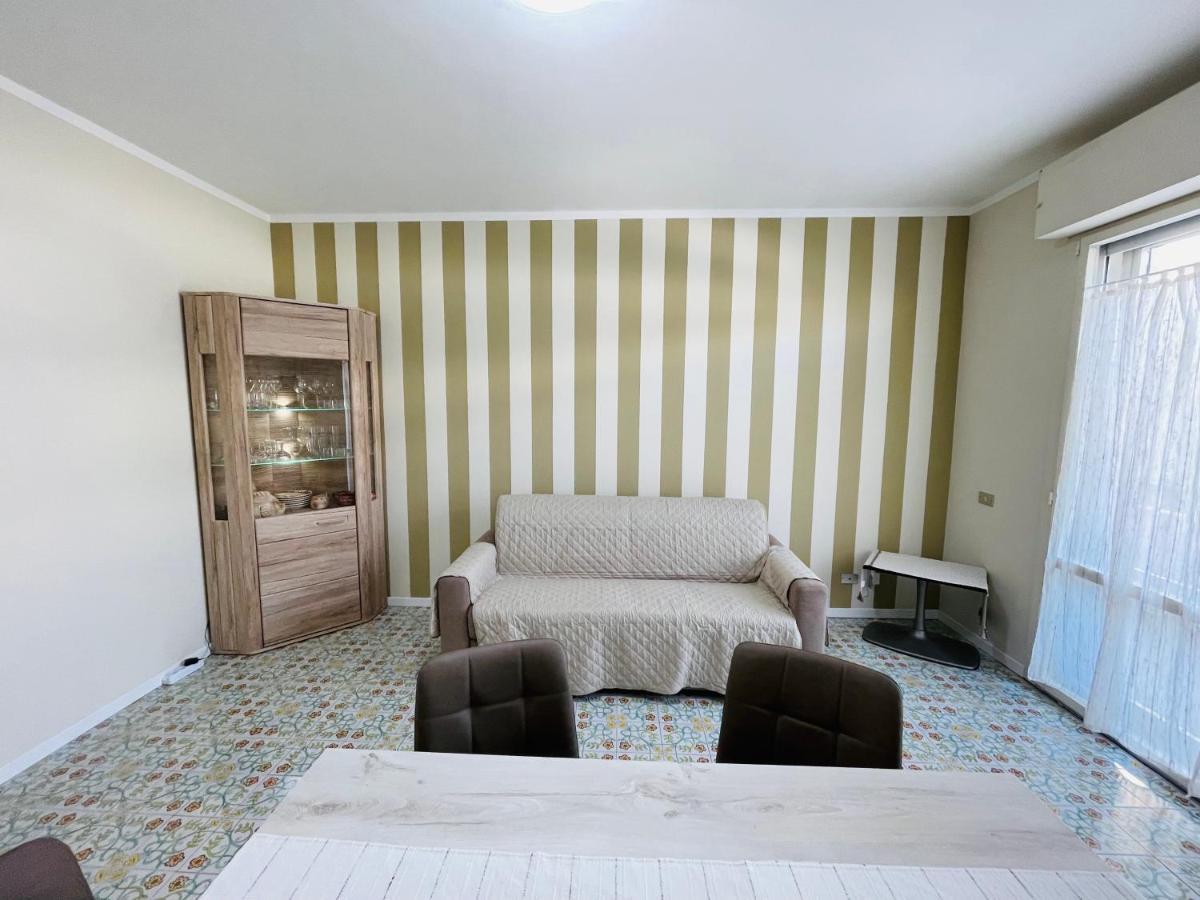 Stefano'S Guests House: 2 Bedrooms & Parking In Viareggio Dış mekan fotoğraf